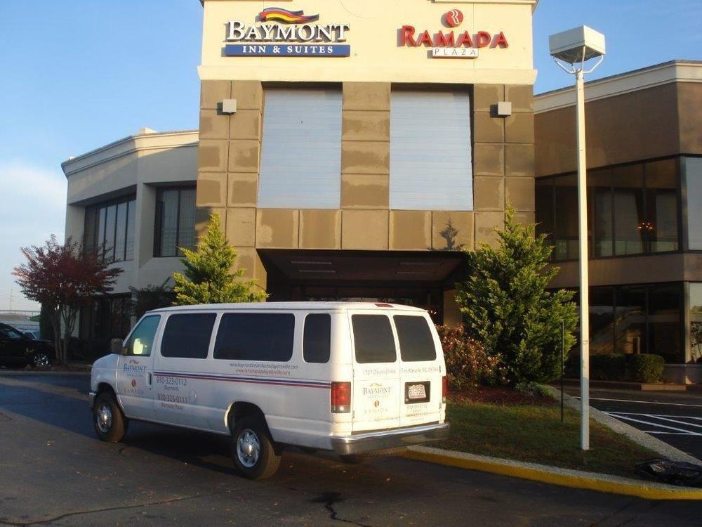 Baymont By Wyndham Fayetteville Fort Bragg Area Exterior foto