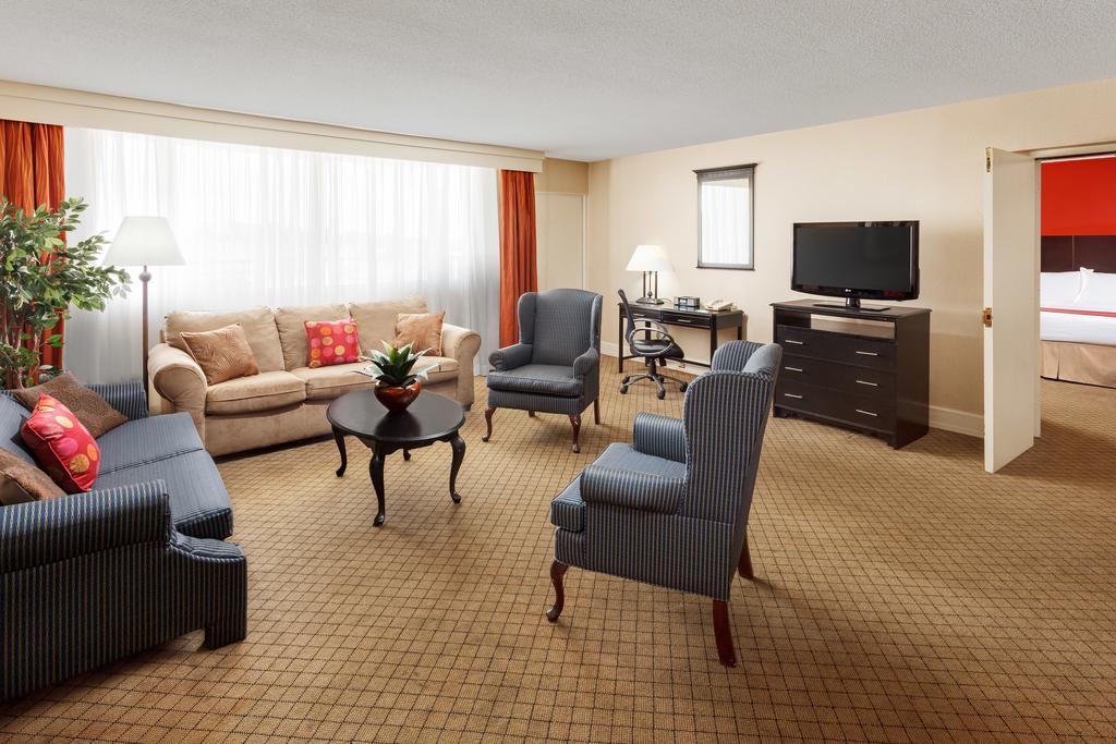 Baymont By Wyndham Fayetteville Fort Bragg Area Zimmer foto